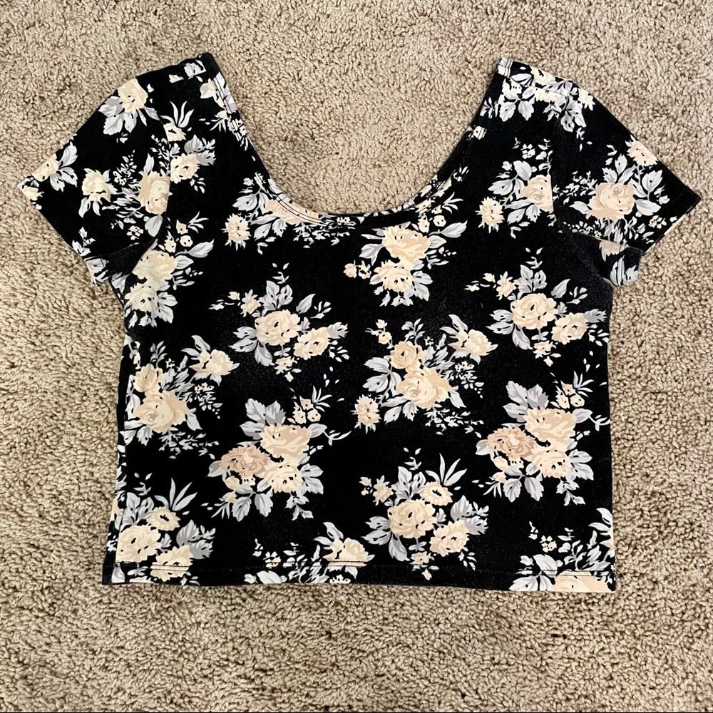 Forever 21 Floral Crop Top